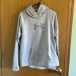 Women’s Under Armour sweatshirt. Excellent condition.  Nonsmoking home